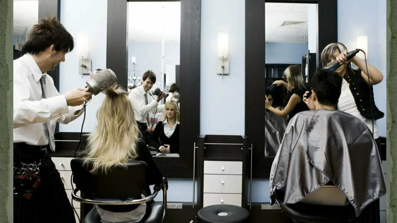 How many hair salons are there in the world?